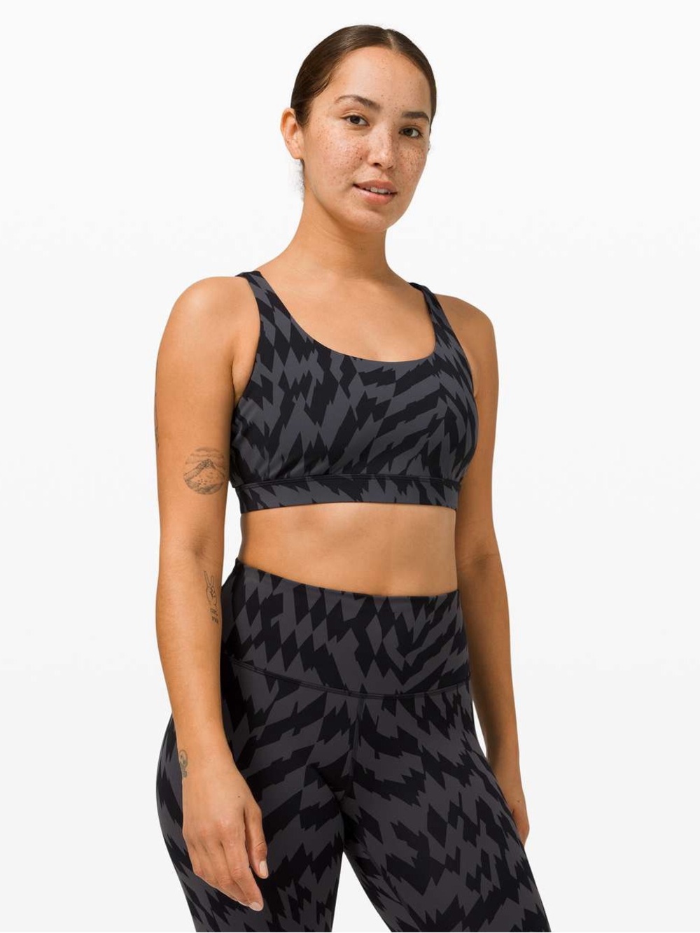 NWOT Lululemon Energy Bra in Voltage Graphite Grey Black Size 8